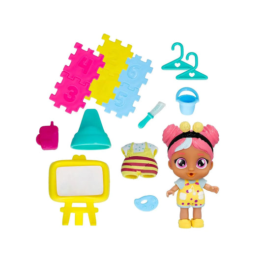Papusa Cry Babies Play Time - Camera de joaca a lui Maddy