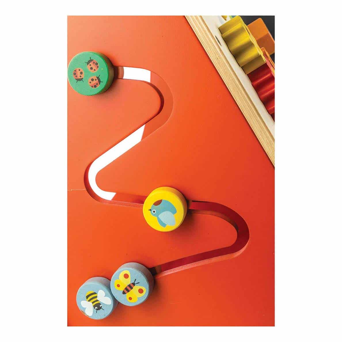 Antemergator cu activitati in gradina, 10 activitati