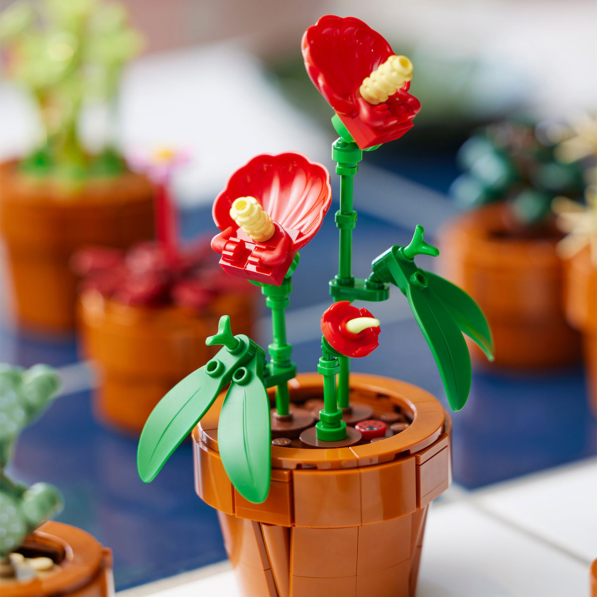 LEGO® Icons Creator Expert - Plante de mici dimensiuni 10329, 758 piese