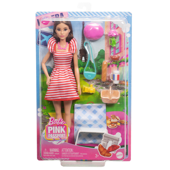 Papusa Barbie Pink Passport Calatorie in Paris