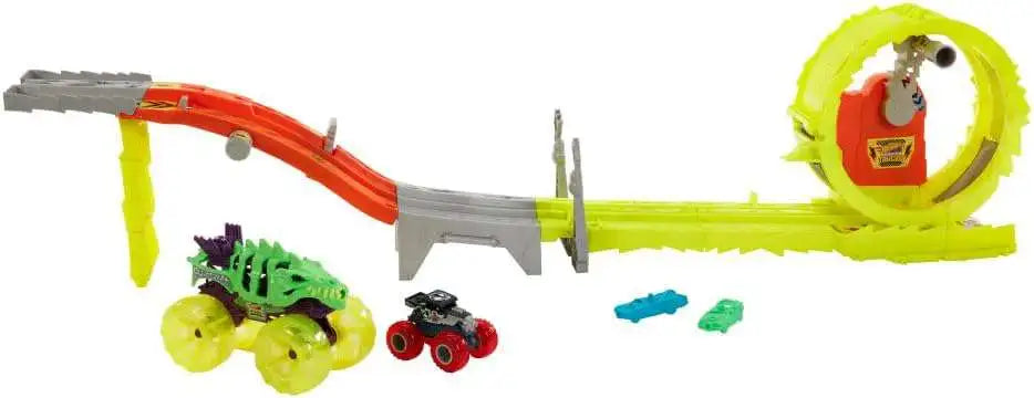 Hot Wheels Monster Trucks Power Smashers - Charge & Chase Challange