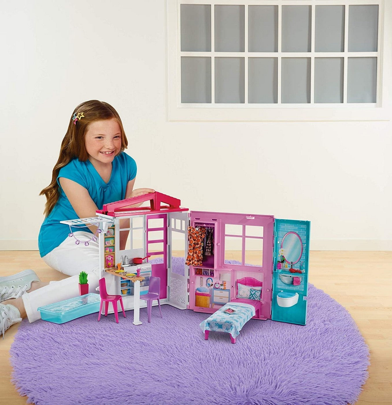 Set de joaca Mattel Barbie Casa Mobilata si Portabila