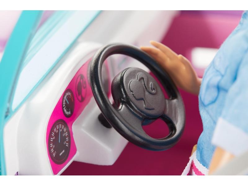 Set se joaca papusa Mattel Barbie Jeep GMT46