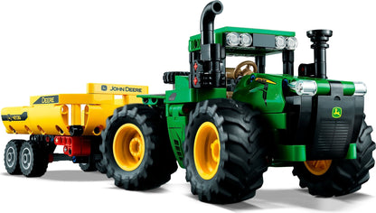 LEGO® Technic - John Deere 9620R 4WD Tractor 42136, 390 piese