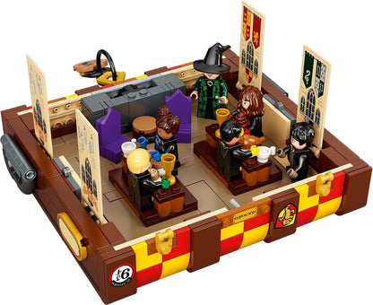 LEGO® Harry Potter™ - Cufar magic Hogwarts™ 76399, 603 piese