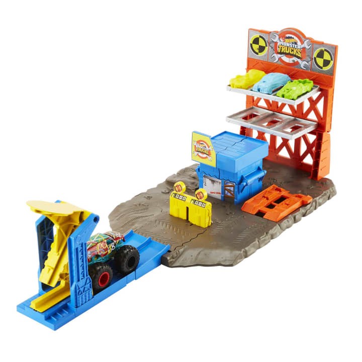 Set de joc Hot Wheels Monster Trucks - Explozia