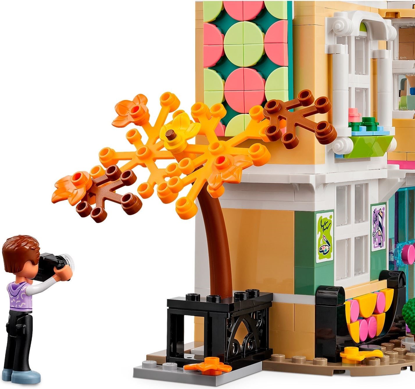 LEGO Friends - Scoala de arte a Emmei 41711, 844 piese